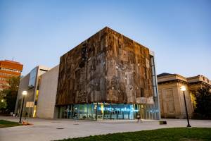 Ghanaian artist Ibrahim Mahama's first outdoor US exhibition 'blankets' U-M Museum of Art