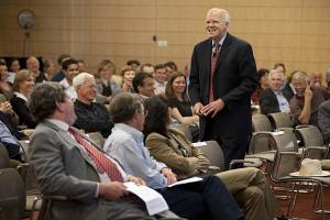 Hennessy takes Academic Council on a tour of the future