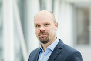 Jeroen van den Brink appointed Physics and Astronomy Visting Professor