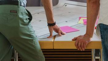 Knowledge brokers connect research, policy and practice