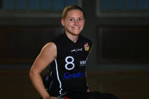 Laura F�rst and the German team win the silver medal