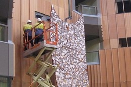 Garrurru (Sail) by Gulumbu Yunupingu was installed in the Hedley Bull Centre. Ph