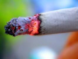 Long legal stoush on smokes ahead: expert