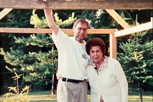 Andy Hoffer and his mother Mana, aged 75, during her last visit to Vancouver in