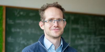 Mathematician Gustav Holzegel awarded a Humboldt professorship