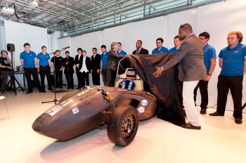 Diane Mynors and Dr Johnson Beharry VC unveil the Mobil 1 Team Sussex car for 20
