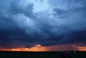 Monsoons spinning the Earth's plates