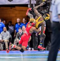 Nahshon Garrett, Gabe Dean crowned NCAA champions
