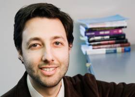 NFL fans motivated by familiarity, uncertainty, study finds