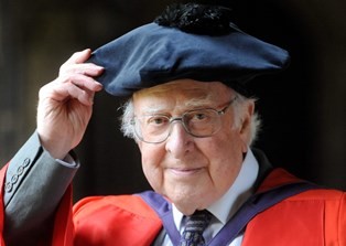 Prof Peter Higgs receives honorary degree