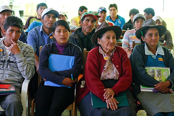 Villagers of Chocos during a training that focused on identifying vulnerabilitie
