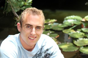 Andrew Kahn is researching how a square meal can help male mosquitofish hook tha