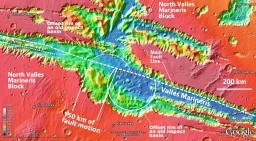 View of central segment of Mars&rsquo; Valles Marineris