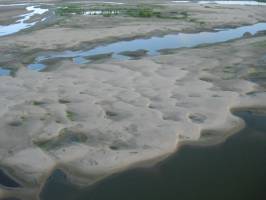 Spillways can divert sand from river to rebuild wetlands