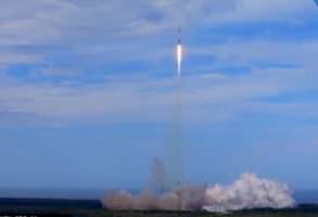 Storm hunter launched to International Space Station