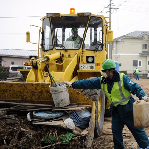 Computational science plays a key role in disaster preparedness. Debris can easi