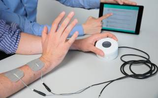 Stroke patients take the lead in their rehabilitation