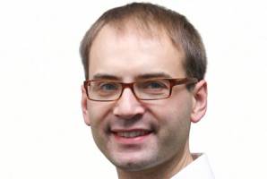 Study looks for reason, solutions for voters' short-term view of economic returns when casting their ballots