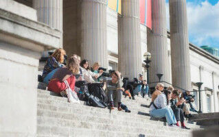 Supporting students with additional requirements in Halls