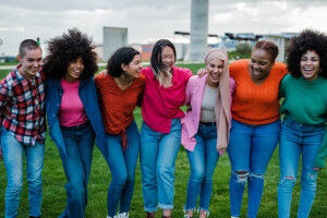 Tech-driven jeans for extreme shapes