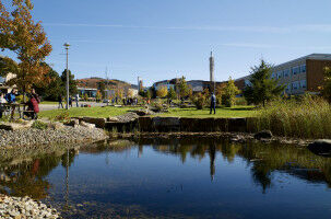 The CNRS has inaugurated its first IRC in Canada with the Universit� de Sherbrooke