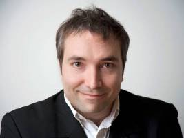 The influence of software robots on politics