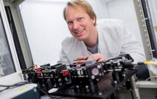 Timo Betz new professor at the Cells-in-Motion Cluster of Excellence