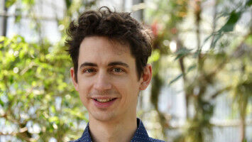 Towards new algorithms and discretization