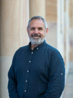 Two UQ researchers honoured as AAHMS Fellows for 2024