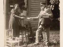 U of M project digitizes immigrant love letters