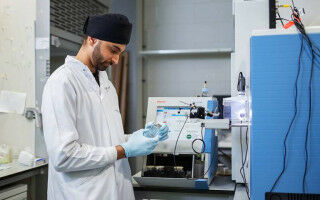 UCL shares in £10.5 million award to train cancer clinician scientists