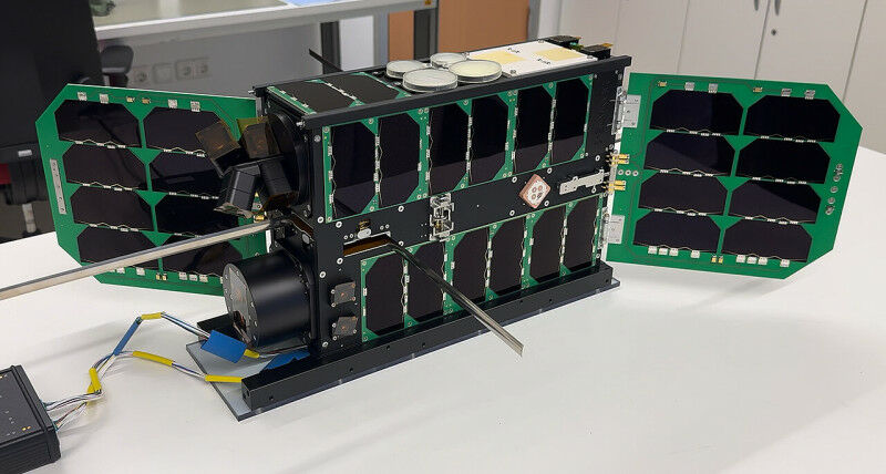 The Würzburg University satellite SONATE-2 in the clean room laboratory with unf