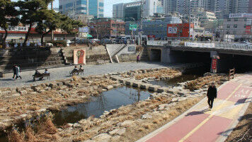 Unlocking cities' potential for climate-resilient urban futures