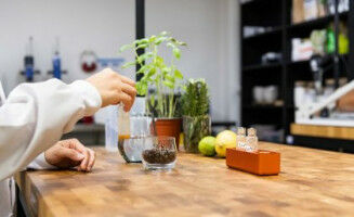 UQ secures trailblazing commercial research funding