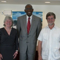 From left, Woods Hole Oceanographic Institution&rsquo;s Betsy Gladfelter, Univer