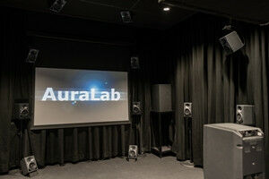 Empa&rsquo;s AuraLab: The arrangement of the loudspeaker array allows a spatial 