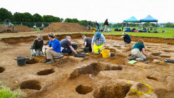 Volunteer archaeologists dig deeper at city park