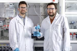 Water pathways make fuel cells more efficient