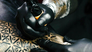 When science speaks to the world: the global value of scientific communication